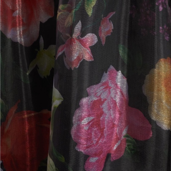 Chelsea28 Floral tiered gown XXL - Picture 7 of 9